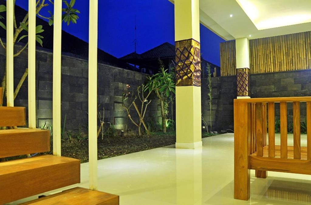 Готель Oxy House Bali Санур Екстер'єр фото